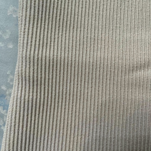 Aritizia Babaton Sculpt Knit Tube Top - Picture 5 of 6